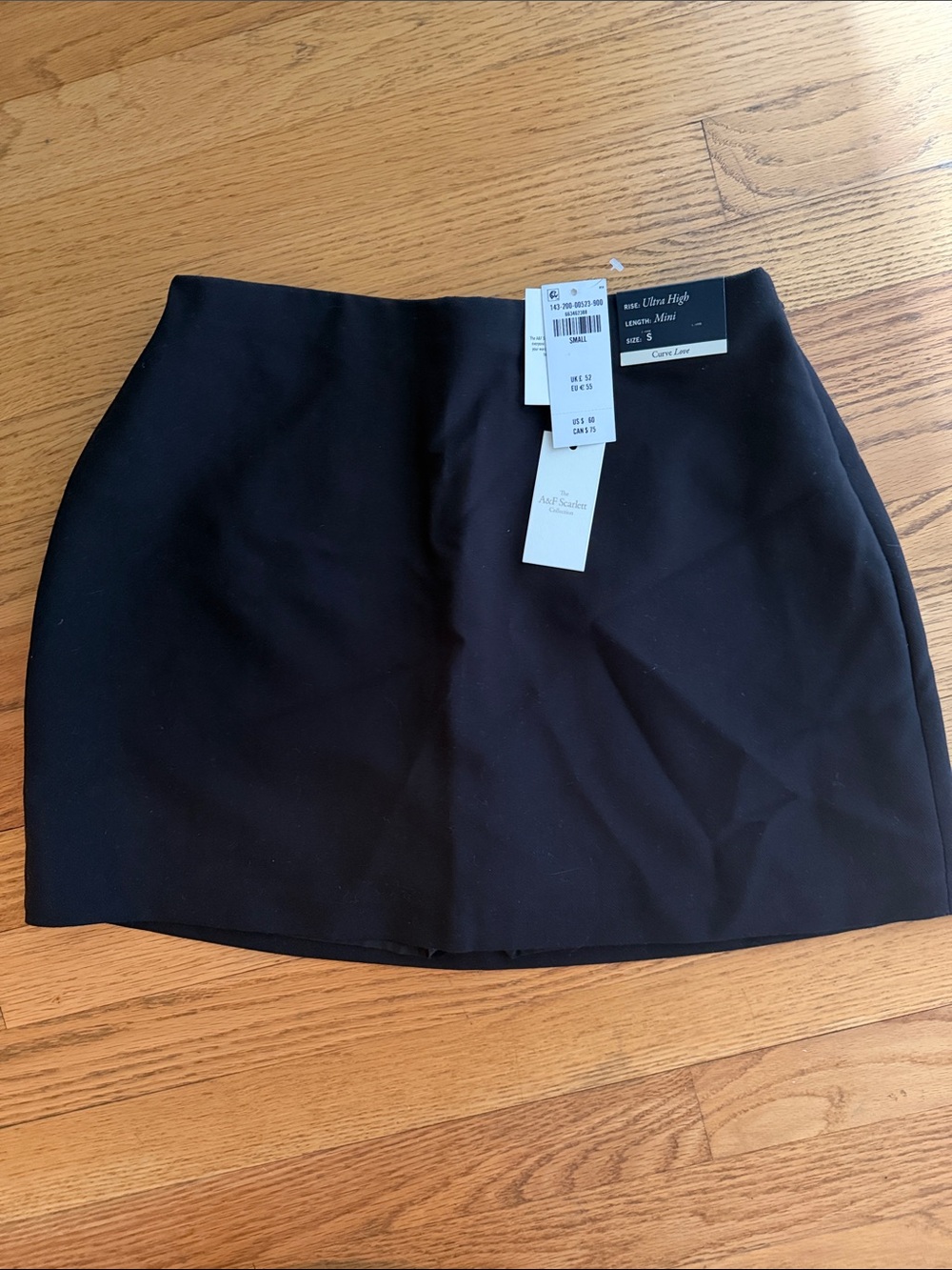 Abercrombie & Fitch Black Mini Skirt - Clean A-Line